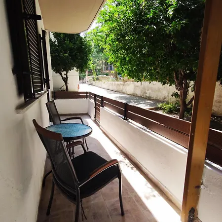 Cozy - Sleeps 2 *